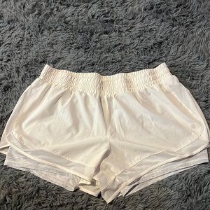 avia shorts, size XL.